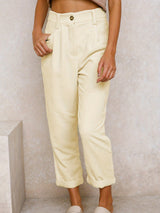 Damen nan weiche weite Cordhose mit hoher Taille, Bundfalten und umgeschlagenem Saum Drune in Cremeweiß