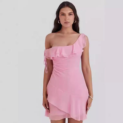 Rafaela - Off-Shoulder-Kleid mit Rüschendetails und Seitenschlitzdesign