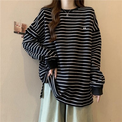 Femme Relaxed Gestreifter Rundhalsausschnitt Sweatshirt Heidi-Mode