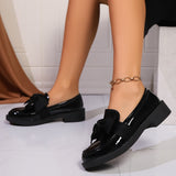 Damen nan Lack-Loafer mit auffälligem Kettendetail und gepolsterter Plateau-Laufsohle Drune in Schwarz (Glanz D99)