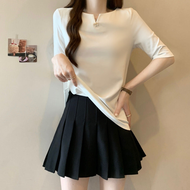 Femme Modern V-Ausschnitt Ikonisches T-Shirt Heidi-Mode