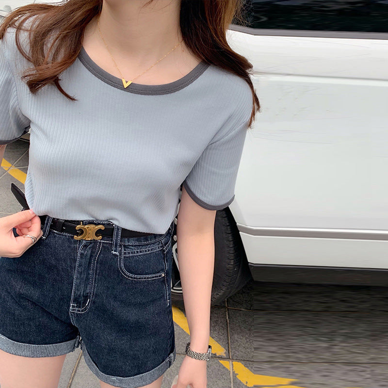 Damen geripptes Kurzarm-T-Shirt mit kontrastierendem Ausschnitt Heidi-Mode