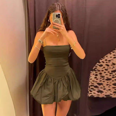 Nicole - Voluminöse Minikleid