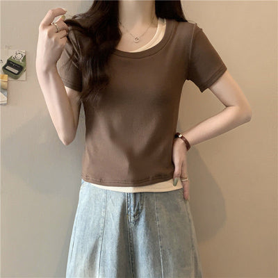 Femme Gestuftes Crop-Top mit Kontrast-Unterhemd Heidi-Mode