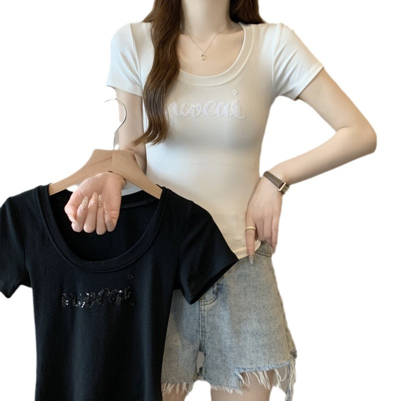 Femme Kurzarm Scoop Neck Logo T-Shirt Heidi-Mode