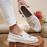 Damen nan bequeme Slip-On Loafer mit dekorativem Quastenbesatz und ergonomischer Gummisohle Drune in Cremeweiß