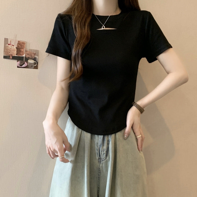 Femme Kurzarm-Ripp-T-Shirt mit stilvollem Ausschnitt-Detail Heidi-Mode