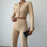 Damen Enganliegendes Crop Top Und High Waist Hosen Set – Zweiteiler Mit Knöpfen in Aprikose