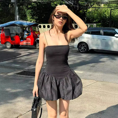 Nicole - Voluminöse Minikleid