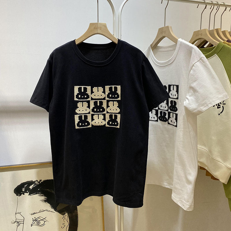 Femme Grafik Verzierte T-Shirt Heidi-Mode