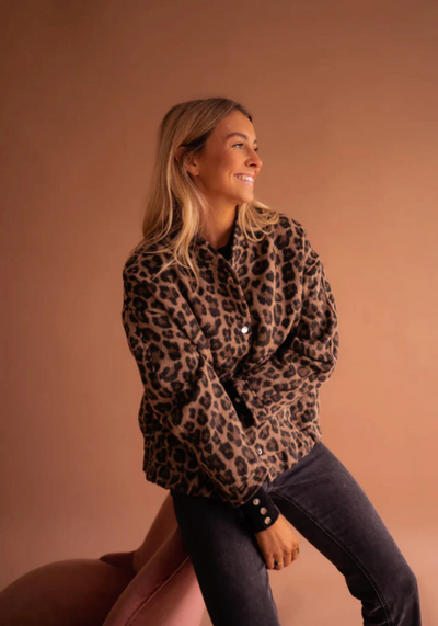 LEONAâ | Die Leopard-Bomberjacke