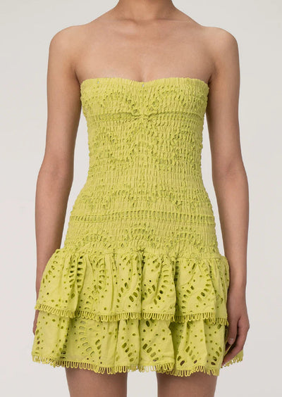 Schulterfreies Midikleid | Lochstickerei & Rüschendetails | Romantische Eleganz