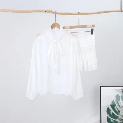 Ada | Damen Set mit Bogen Schnürung und Plissee Rock