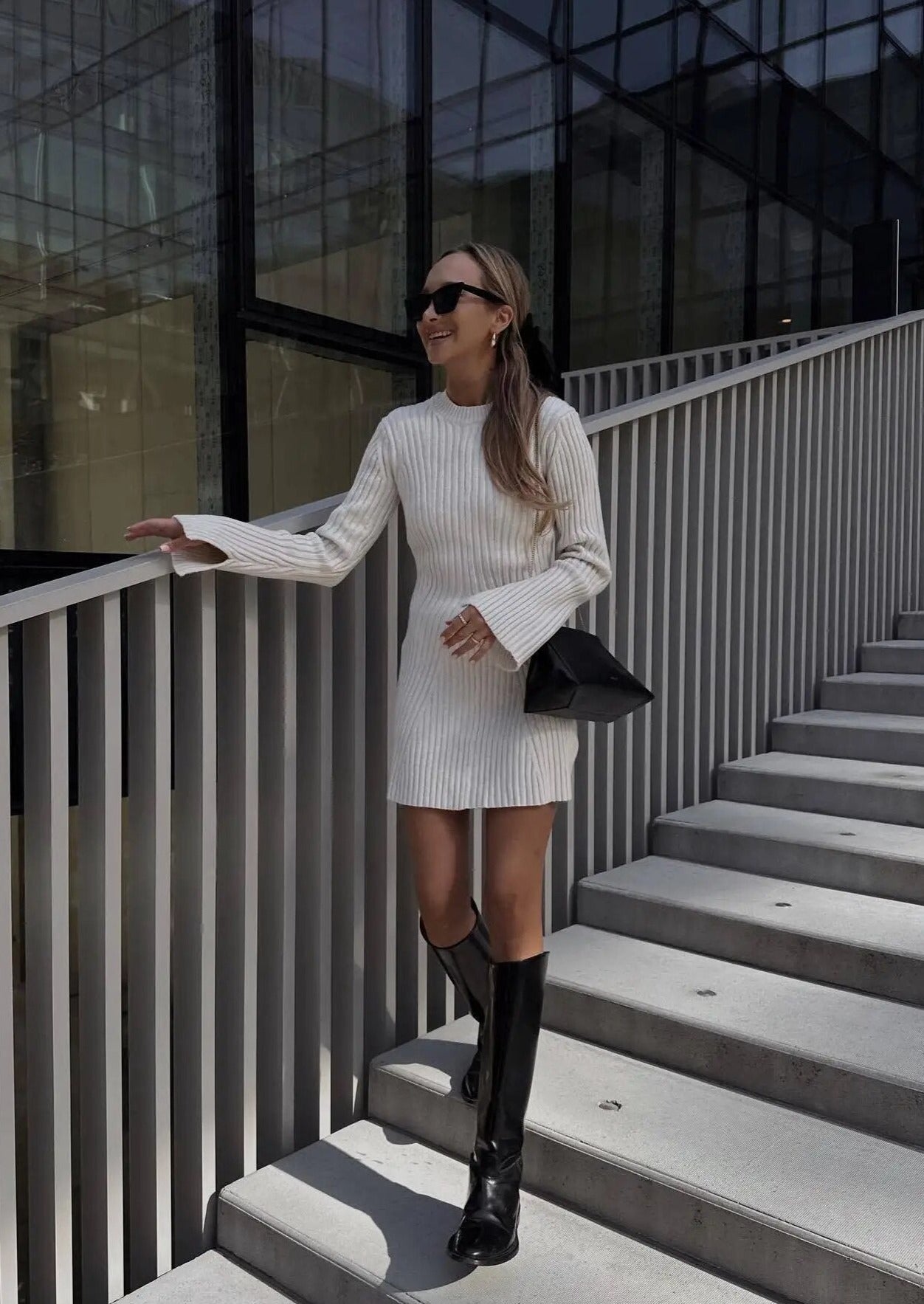 Strick-Minikleid | Figurschmeichelnd & Zeitlos | Eleganter Chic