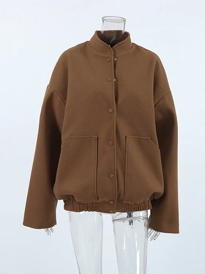 50 % Rabatt | Hilda™ | Brauner Wollmantel in Übergröße mit Stehkragen und Taschen