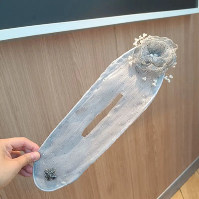 EasyLoop™ | Gefädeltes Stirnband mit Blumen