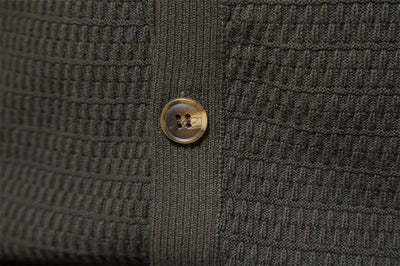 Strickjacke mit Stehkragen und Knopfdetails | Stilvoll und Vielseitig | Strukturierte Oberfläche