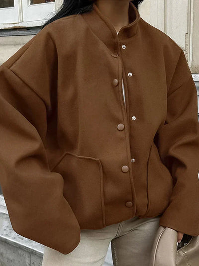 50 % Rabatt | Hilda™ | Brauner Wollmantel in Übergröße mit Stehkragen und Taschen