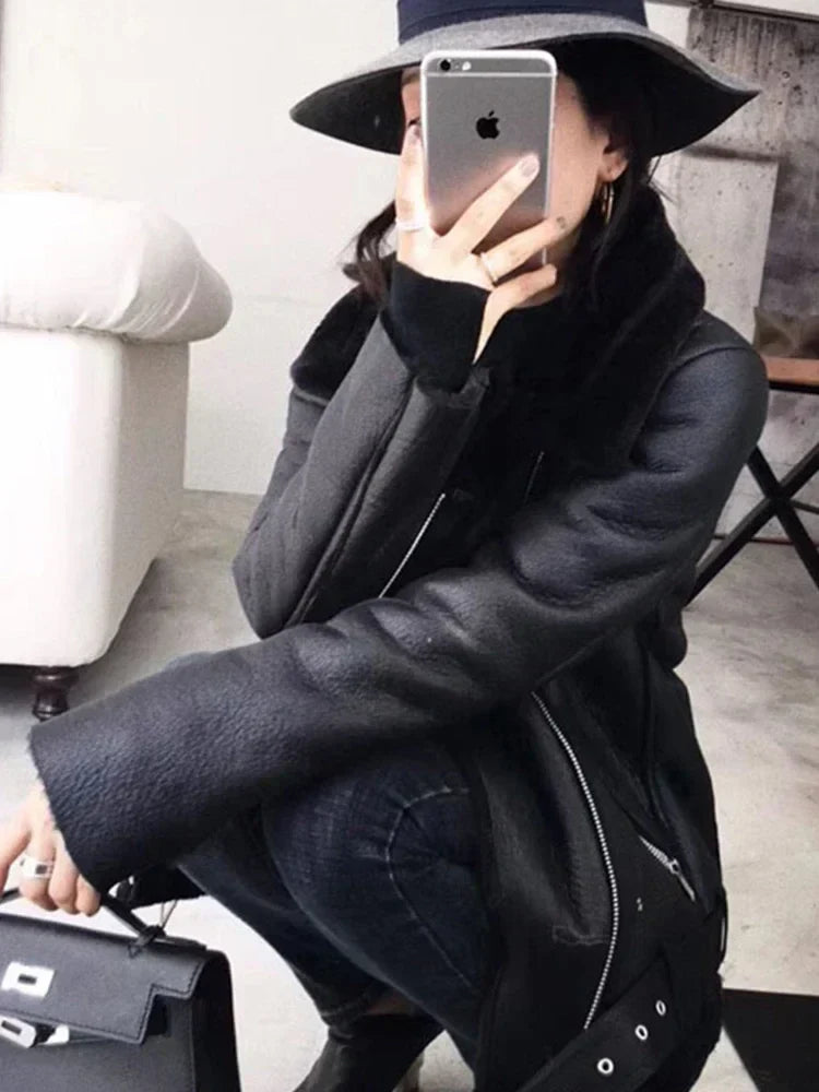 50% Rabatt | Emma™ | Jacke aus dickem Lederimitat