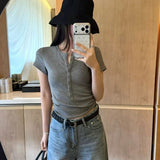 Damen Kurzarm T-Shirt Mit Knopfleiste – Lässiges Slim Fit Oberteil in Grau