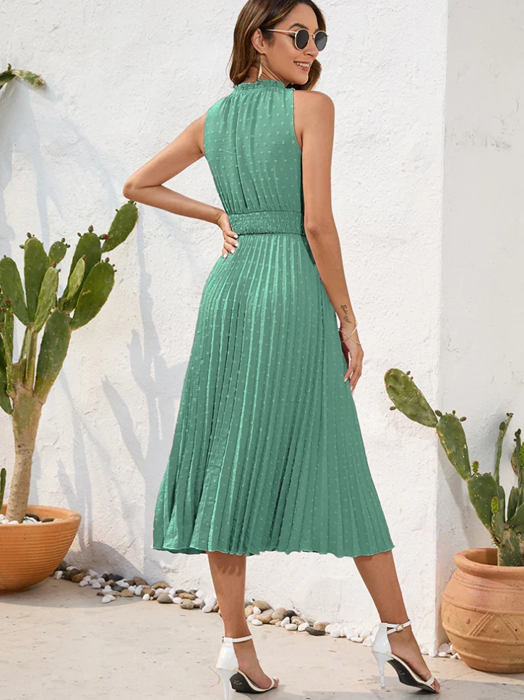 Carla | Festliches Plissiertes Damenkleid mit Neckholder-Ausschnitt