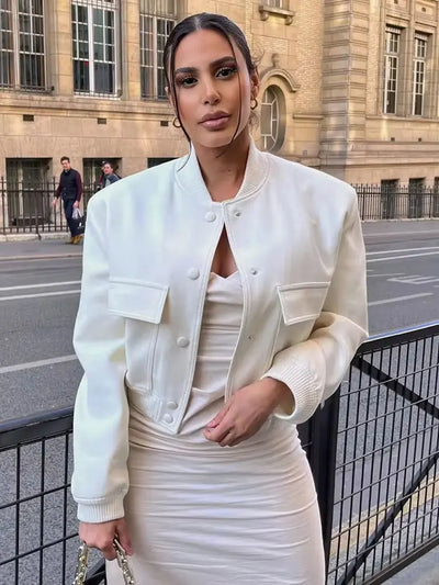 Tiana™ | Damen Weiße Bomberjacke mit Knöpfen – Kurze Jacke für einen modernen Look