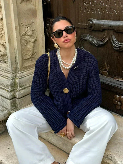 50 % Rabatt | Solace™ | Marineblaue Damen Strickjacke mit V-Ausschnitt, Knöpfen und Taschen  [ Letzter Tag Rabatt ]