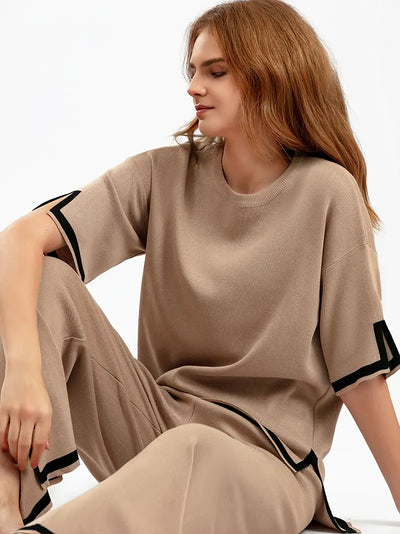 Dehnbares Oberteil und Hosen Set