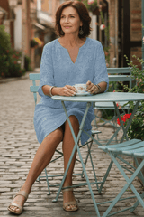Sommerkleid Mit V-Ausschnitt Und Lockerem Schnitt - Ilayda in Blau