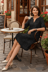 Sommerkleid Mit V-Ausschnitt Und Lockerem Schnitt - Ilayda in Schwarz