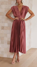 Maria – Elegantes Damen Plisseekleid in Dark Pink