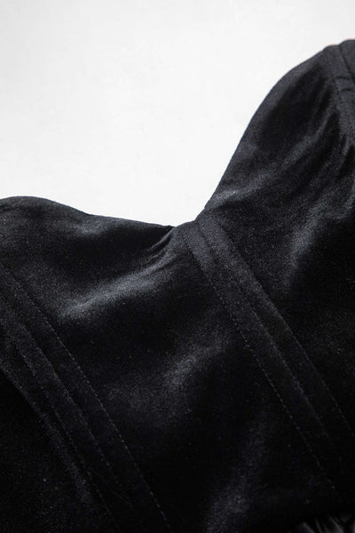 Jennifer | Corsagen-Top mit Herz-Ausschnitt und voluminösem Satin-Peplum