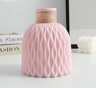 VividVase - Schicke keramische Vase für frische Blumenarrangements