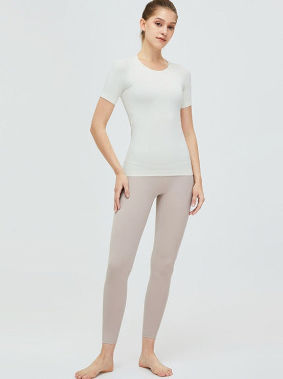Filaro | Flexibles Crop Top für Damen Slim Fit Weiß