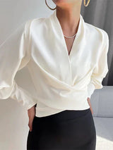 Trendy Damenbluse mit V-Ausschnitt - Elena in Weiß