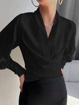 Trendy Damenbluse mit V-Ausschnitt - Elena in Schwarz