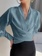 Trendy Damenbluse mit V-Ausschnitt - Elena in Blau