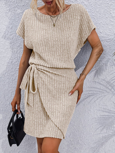 Geripptes Kleid | Wickel-Optik | Eleganter Komfort