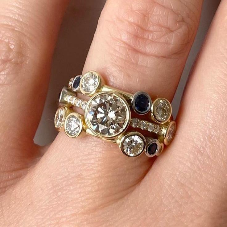 Vintage Mehrschichtiger Zirkonia-Ring in Gold