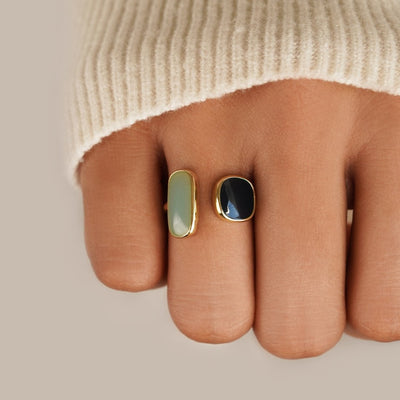 Umarmender Ring mit Aquamarin