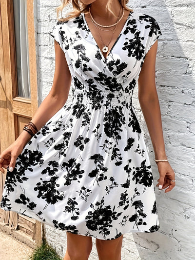 Ulla - Weißes Blumen-Wickelkleid