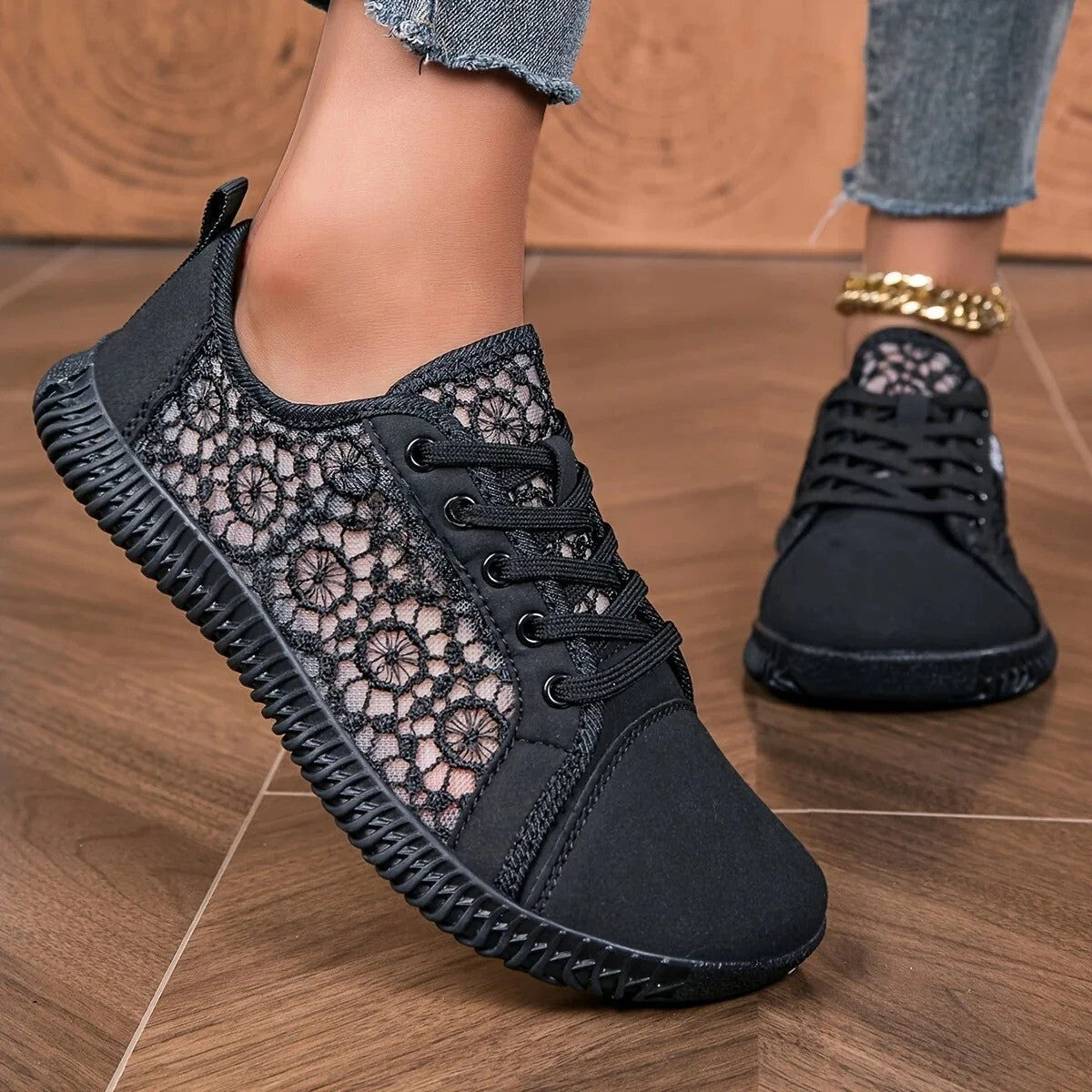 Atmungsaktive Slip-On-Mokassins aus Mesh für Damen