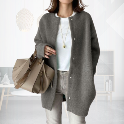 Ellen | Minimalistische Strickjacke mit luxuriösem Finish