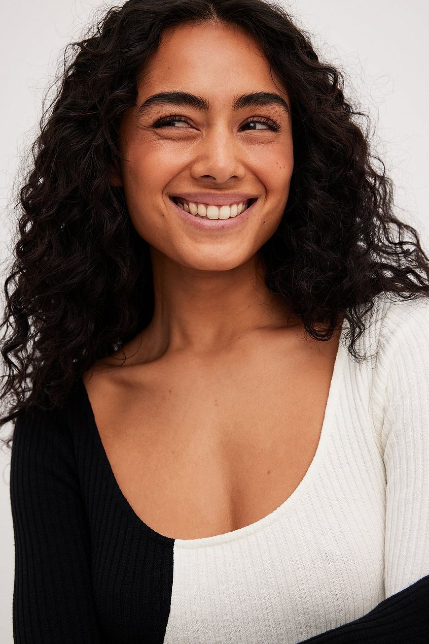 Farbblock-Midikleid | Moderne Eleganz | Figurschmeichelnder Schnitt