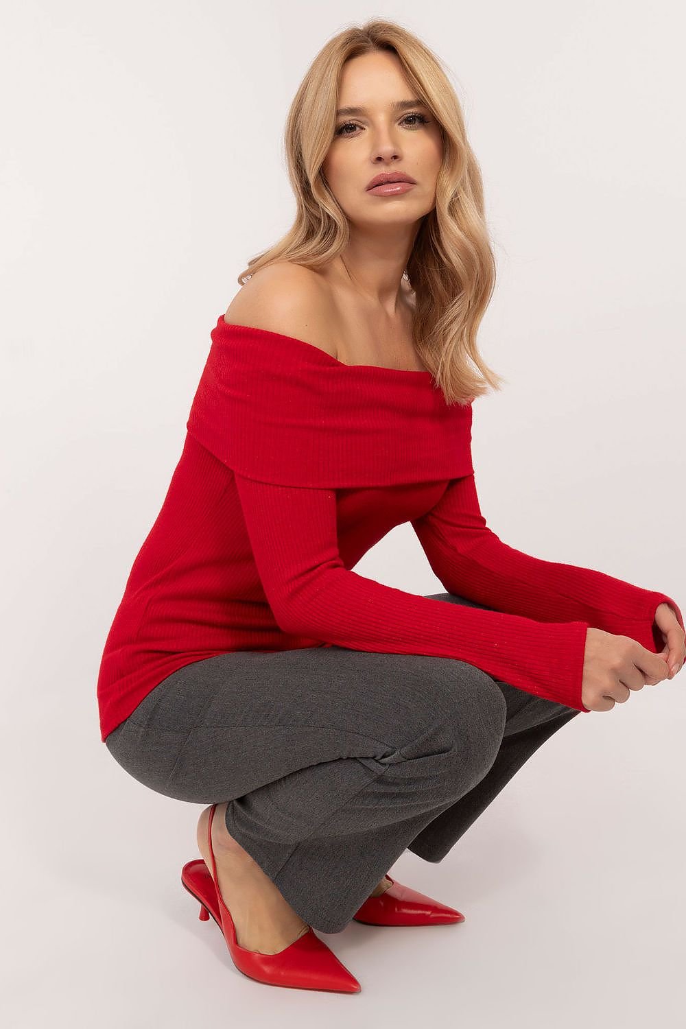 Schulterfreier Pullover | Femininer Chic | Elegante Lässigkeit