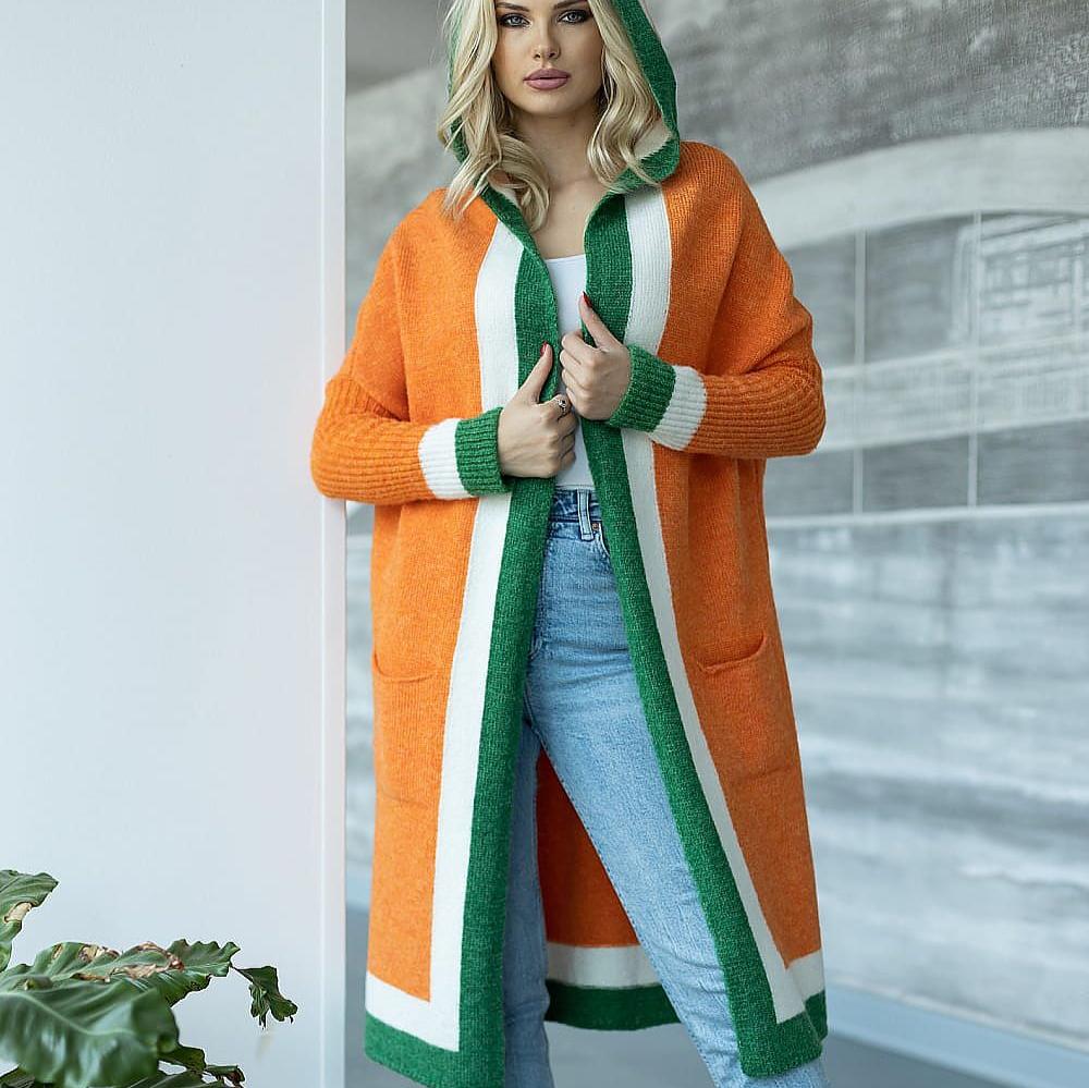 Strick-Cardigan mit Kapuze | Farbige Akzente | Lässiger Komfort