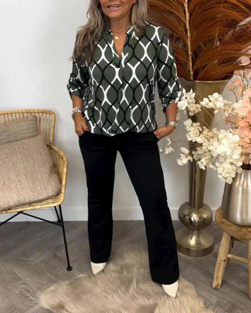 Damenbluse mit Grafischem Muster und V-Ausschnitt