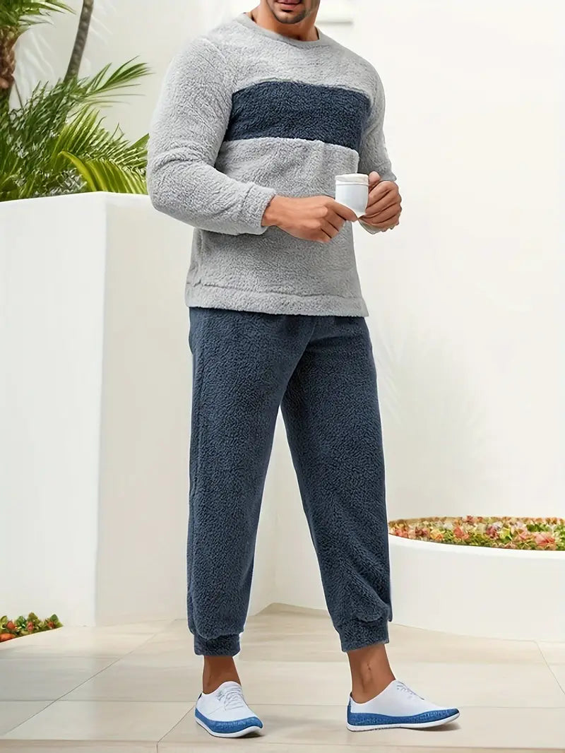 George - Gemütliches Fleece-Pyjama-Set für Herren