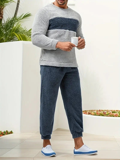 George - Gemütliches Fleece-Pyjama-Set für Herren