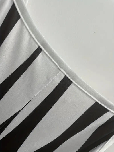 Jana - Fließendes Maxikleid mit Abstraktem Print